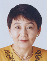千葉 景子 氏