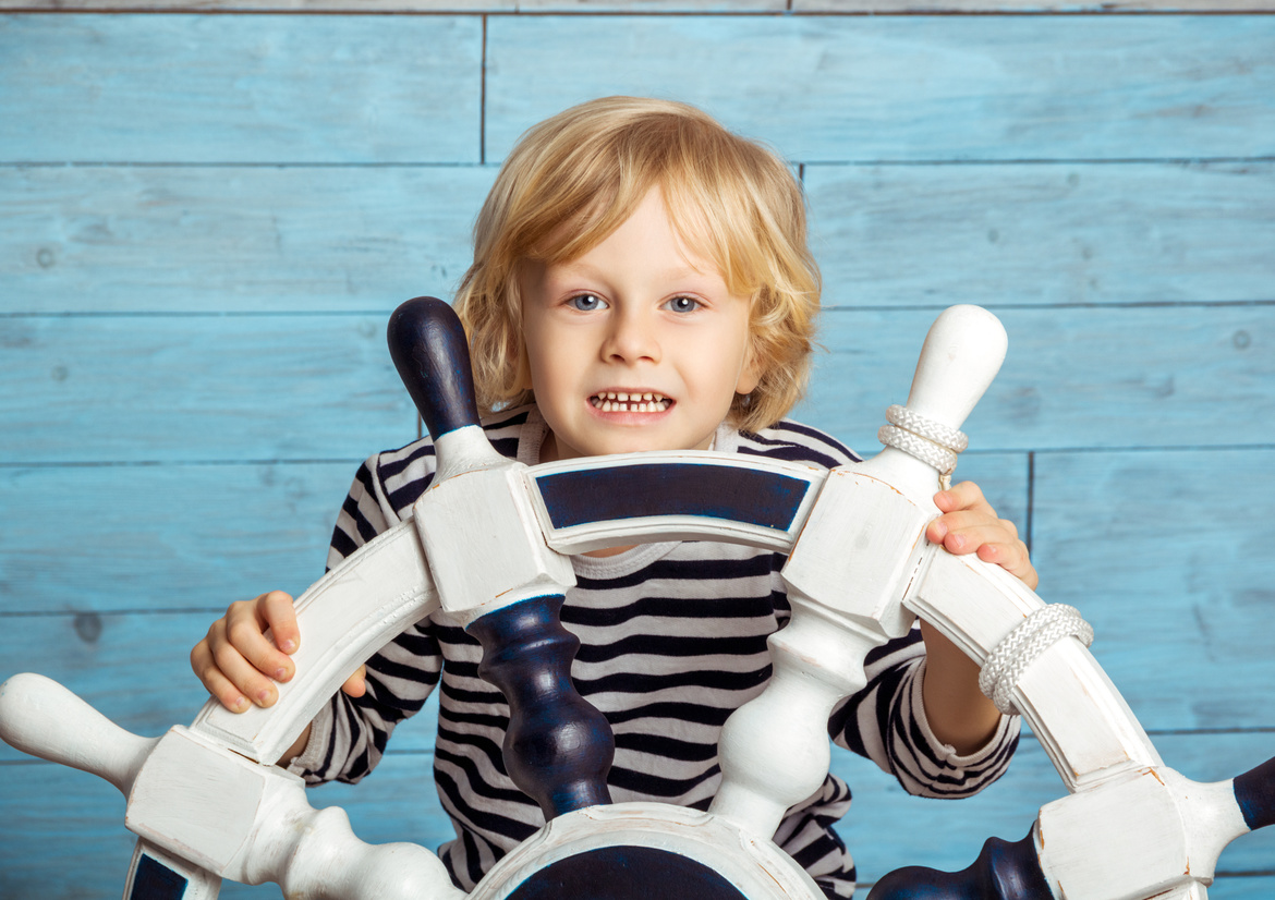 「クルー」が子どもたちの時間を支えます