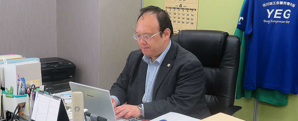 鴨下智法先生の写真4