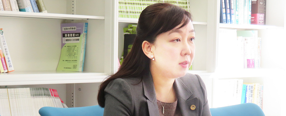 久保真衣子先生実務家インタビュー 伊藤塾 久保真衣子先生実務家インタビュー 伊藤塾