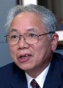 阪口 徳雄 氏