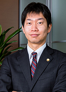 岩﨑 崇氏