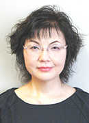 鴨志田 祐美氏