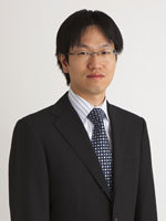 大久保 涼 氏